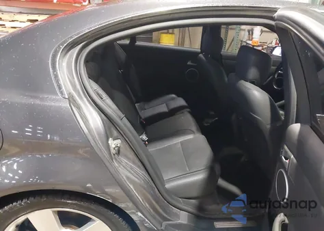 2009 Pontiac G8 Gt z USA, uszkodzony, nr VIN 6G2EC57Y19L212981